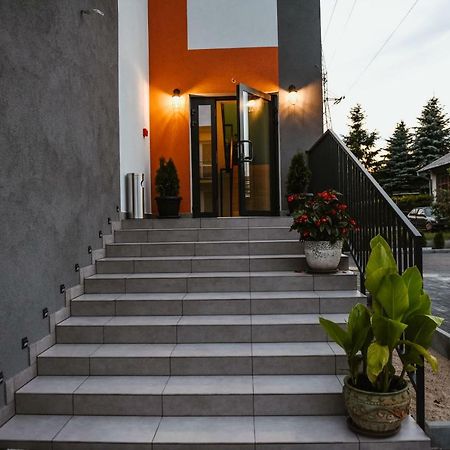 Villa 17 Noclegi Płock Kültér fotó