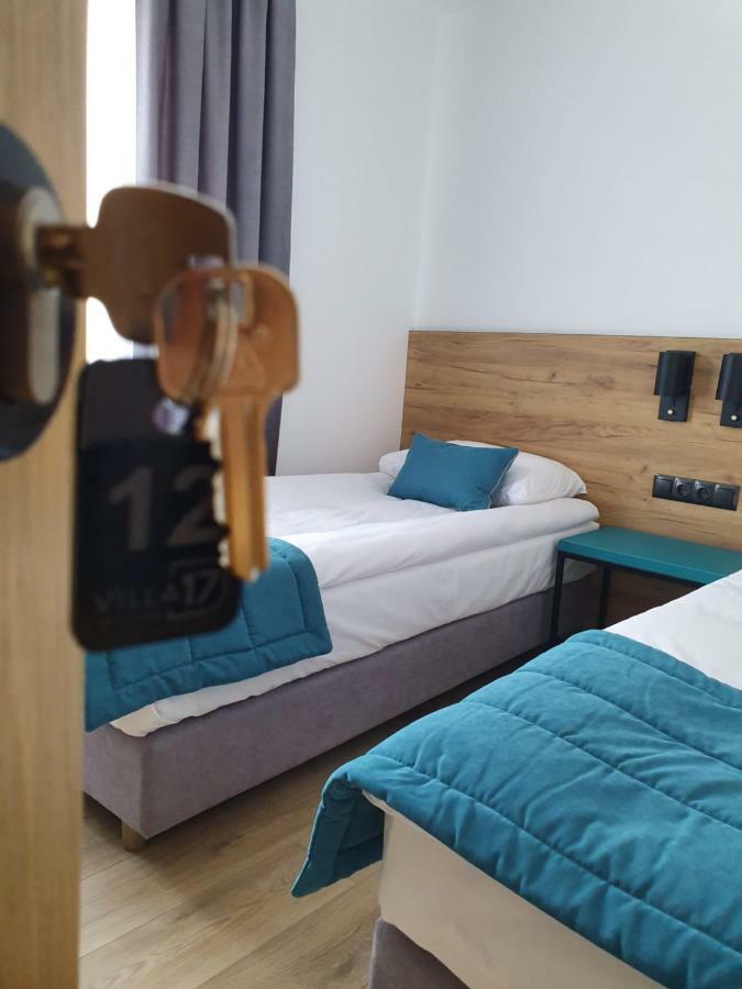 Villa 17 Noclegi Płock Kültér fotó