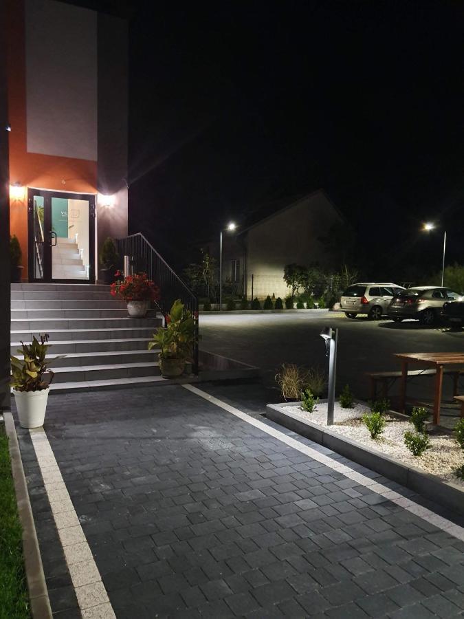 Villa 17 Noclegi Płock Kültér fotó